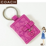 Coach(コーチ) キーホルダー シグネチャー ピクチャー フレーム キーフォブ ピンク 92322