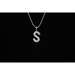 イニシャルダイヤモンドネックレス『S』